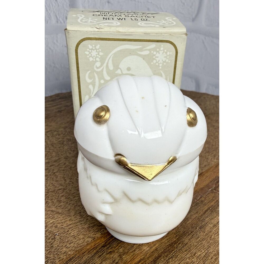 NEW Vintage Vintage 70s Avon Snowbird Moonwind Cream Sachet & Box - Picture 3 of 12
